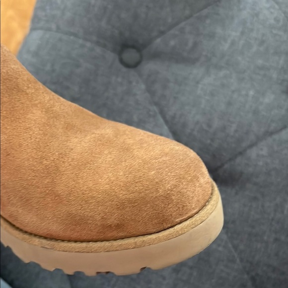 UGG Amie (Discontinued) Sheepskin Boots - Picture 9 of 16